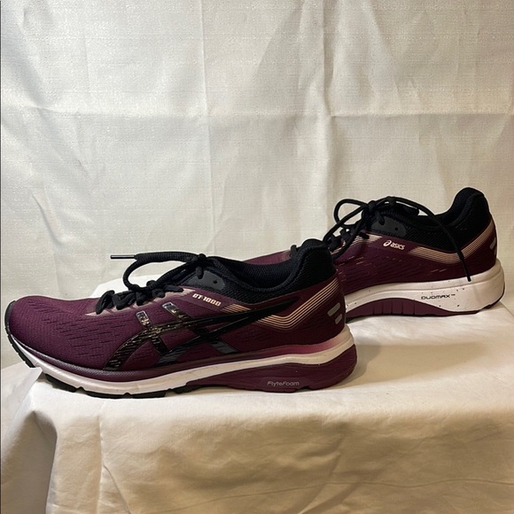 Asics Burgundy and Black Athletic Shoes with Breathable Mesh- GT-1000 - Picture 10 of 12